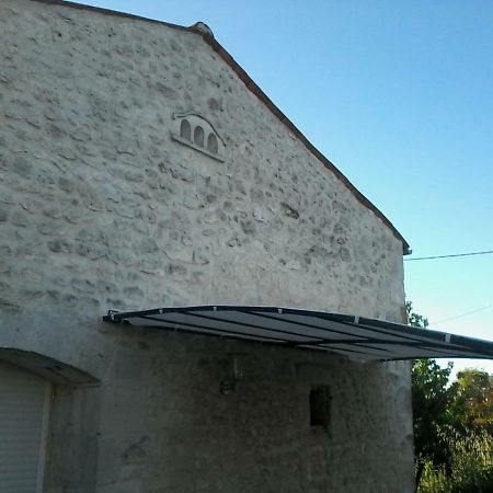 Gite Climatise *** Le Pigeonnier Pons Exterior photo